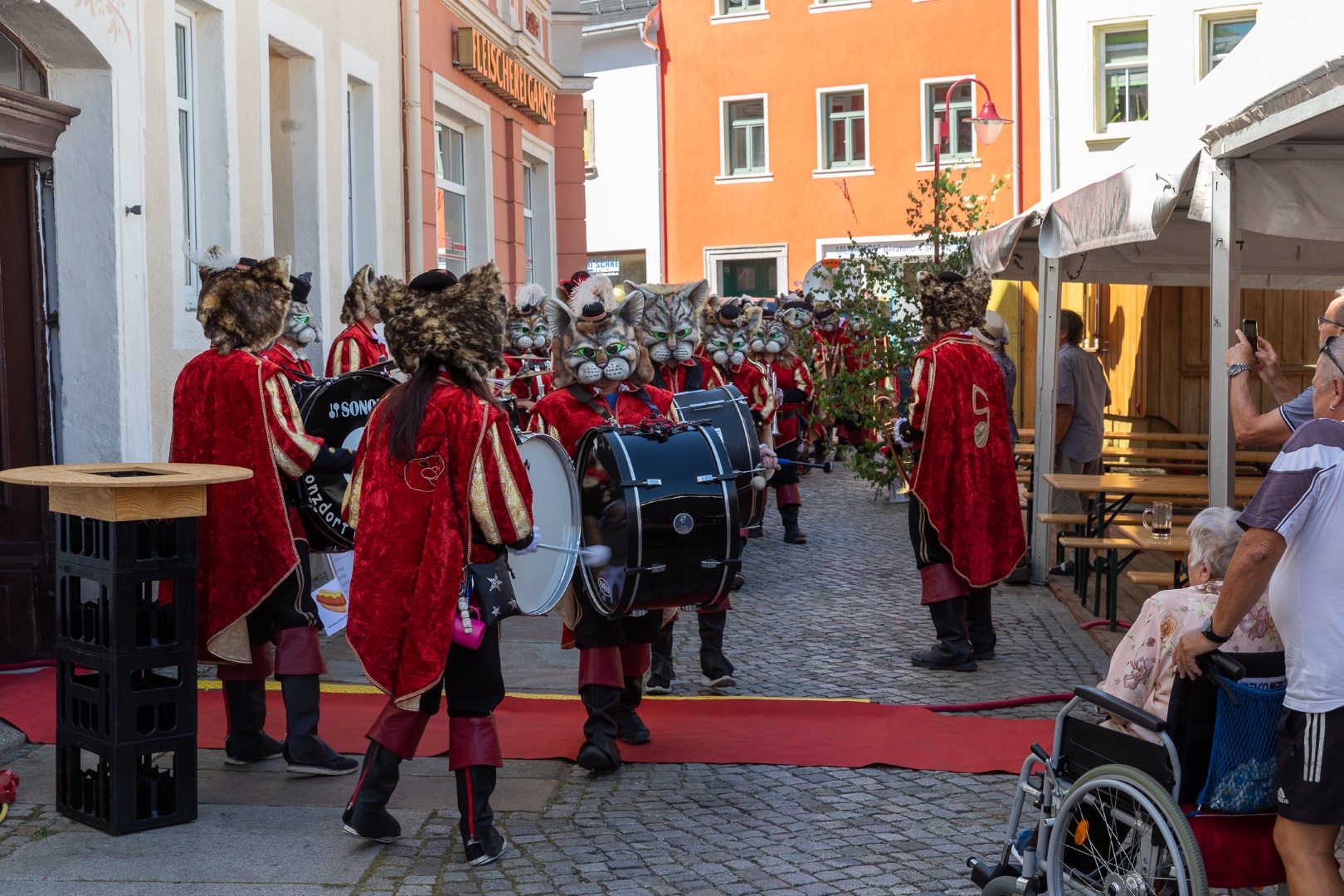 777 Jahr Feier 782 (Groß)